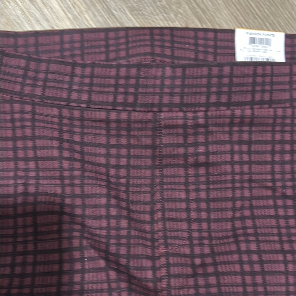 Burgundy Checkered Pants - Picture 3 of 4